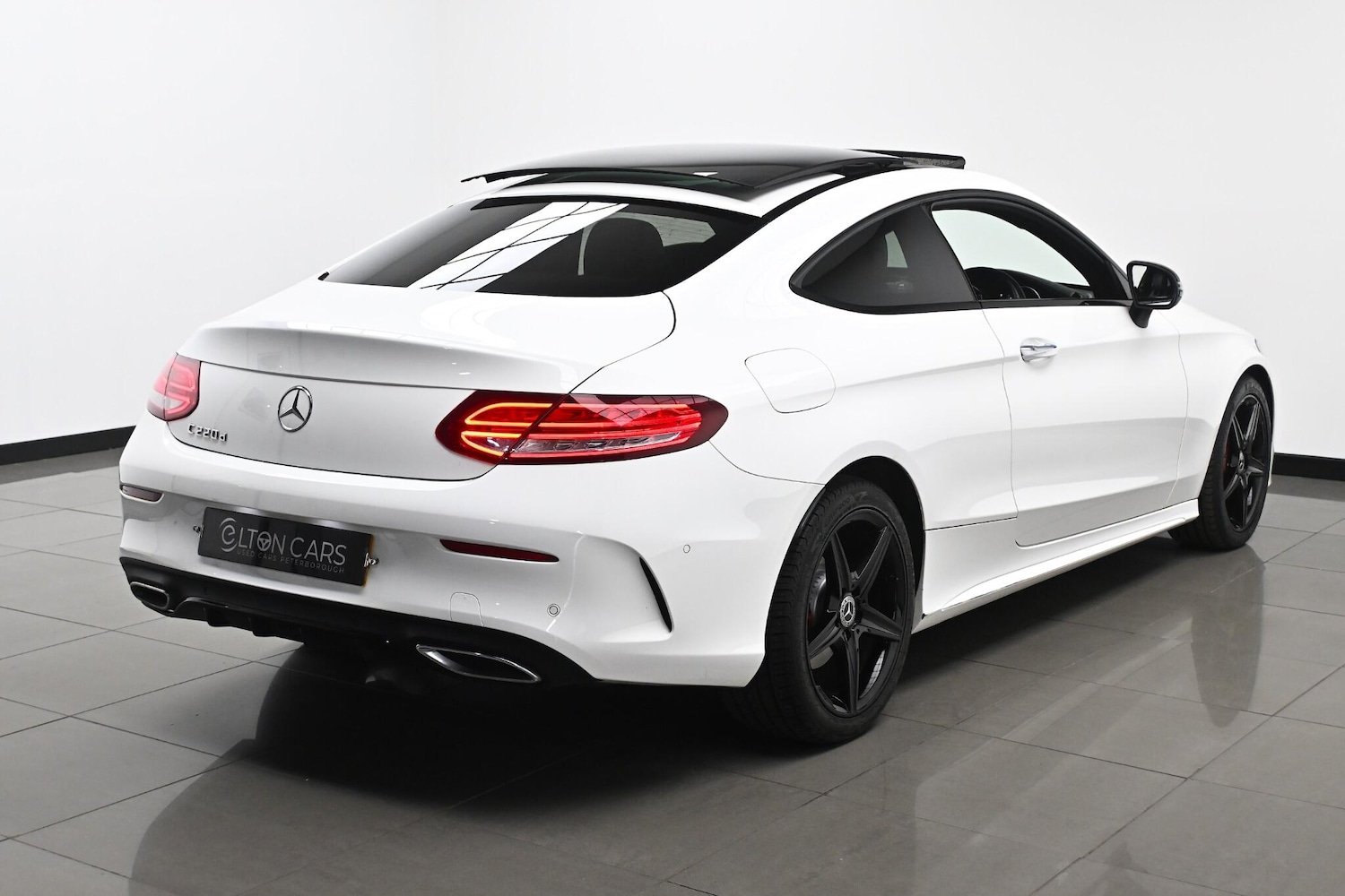 Used Mercedes-Benz C-Class 2017 for sale - 76166359: Photo 19