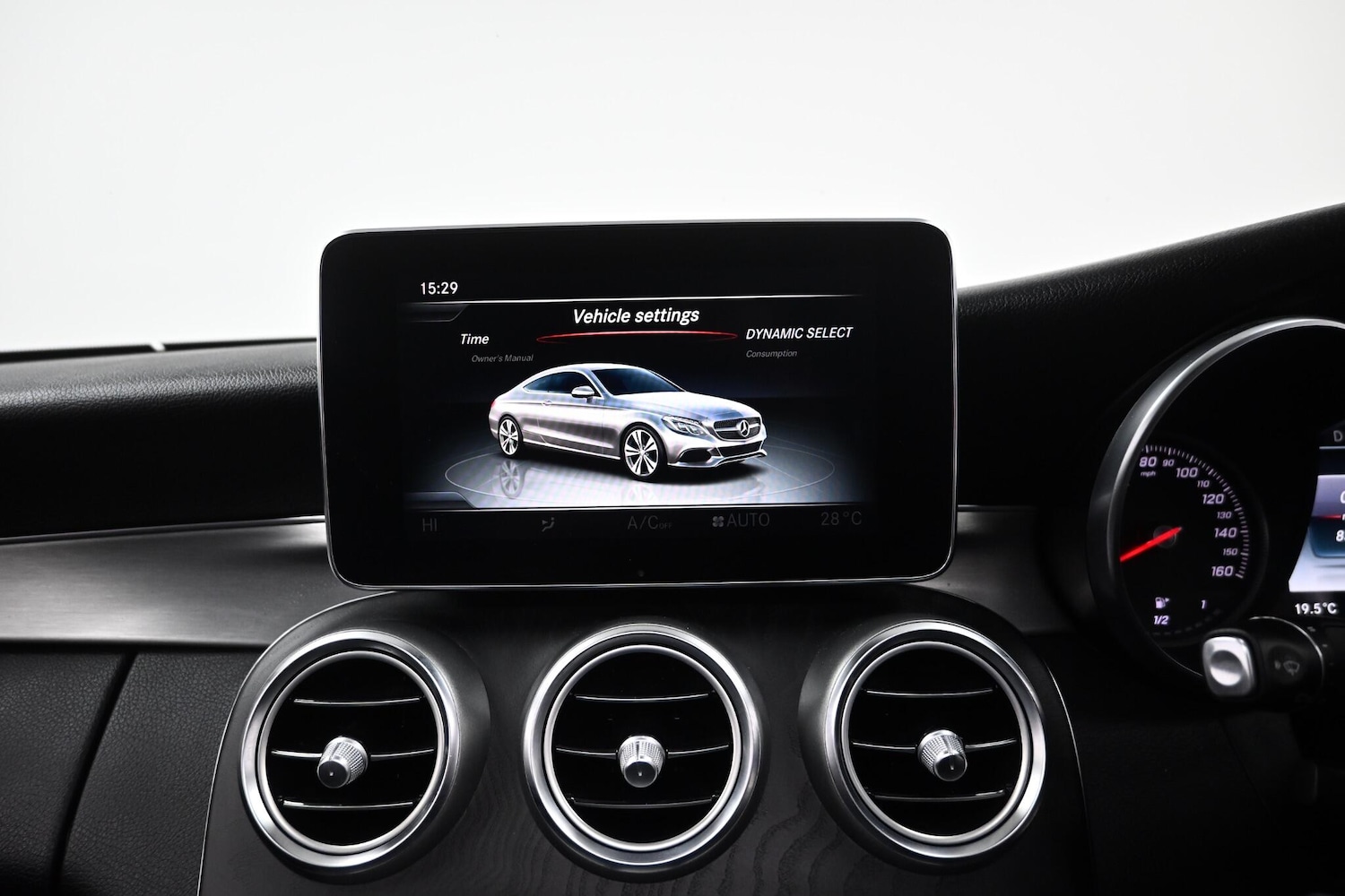 Used Mercedes-Benz C-Class 2017 for sale - 76166359: Photo 26