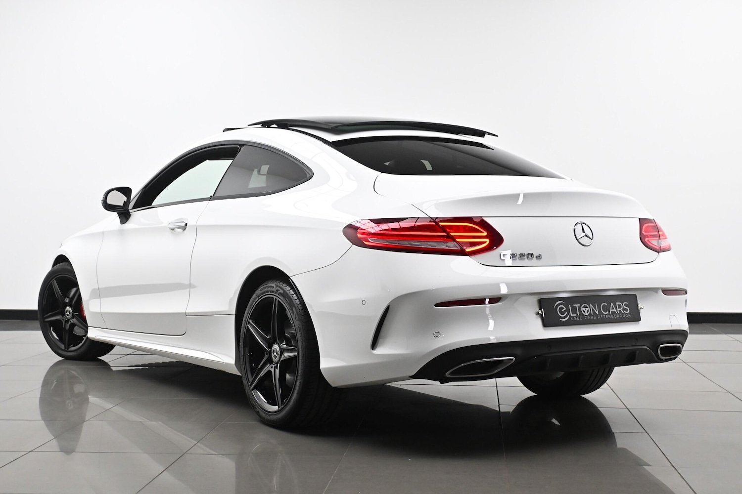 Used Mercedes-Benz C-Class 2017 for sale - 76166359: Photo 8