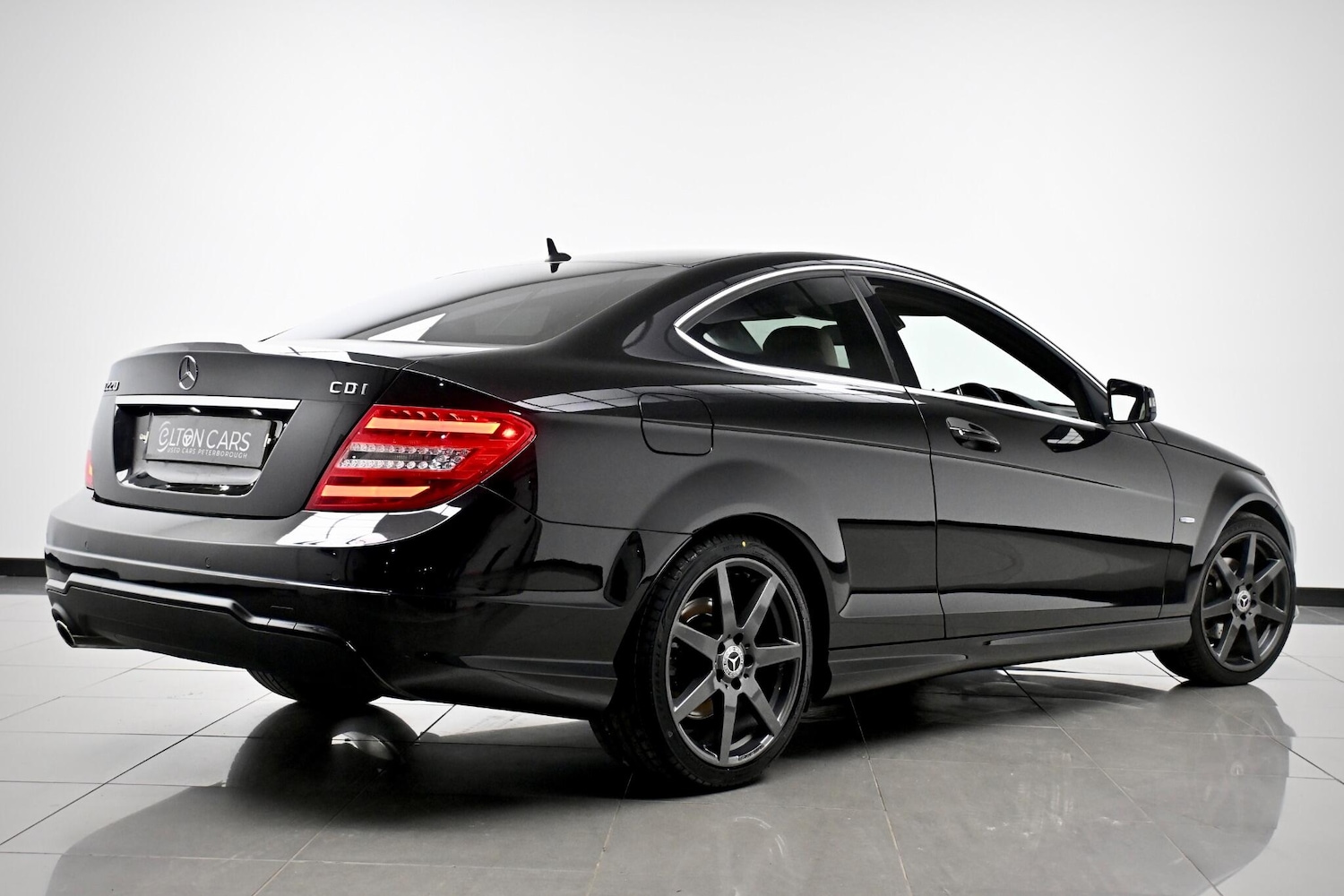 Used Mercedes-Benz C Class 2011 for sale - 76633892: Photo 11