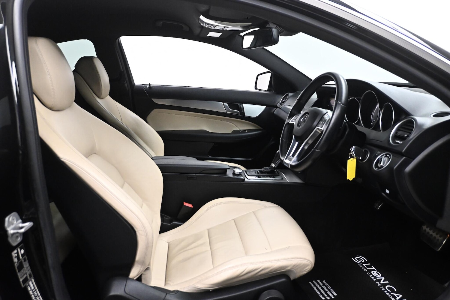 Used Mercedes-Benz C Class 2011 for sale - 76633892: Photo 13