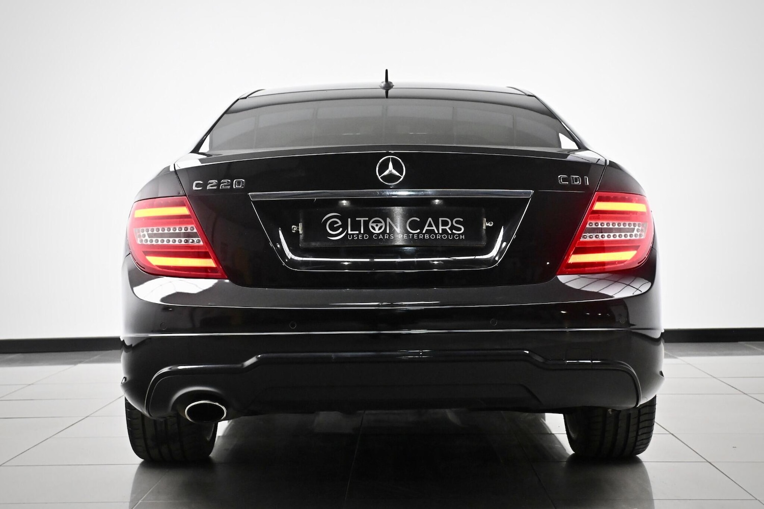 Used Mercedes-Benz C Class 2011 for sale - 76633892: Photo 6