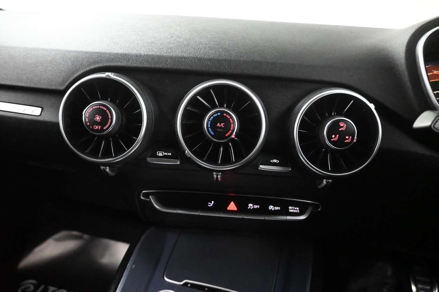 Used Audi TT 2017 for sale - 77774449: Photo 27