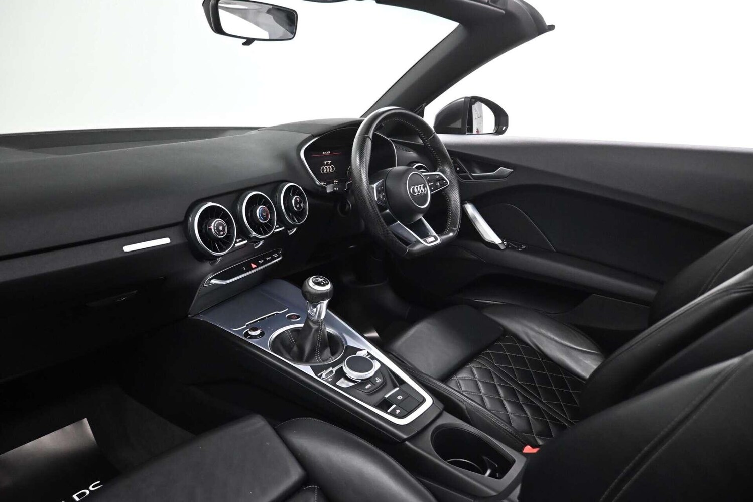 Used Audi TT 2017 for sale - 77774449: Photo 33