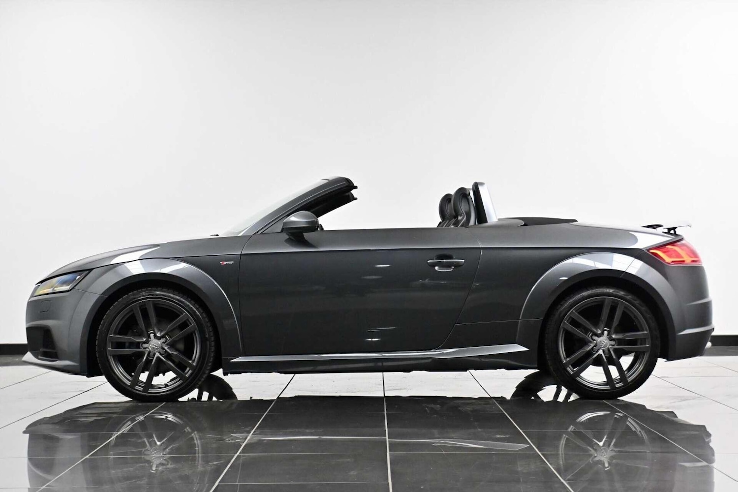 Used Audi TT 2017 for sale - 77774449: Photo 5