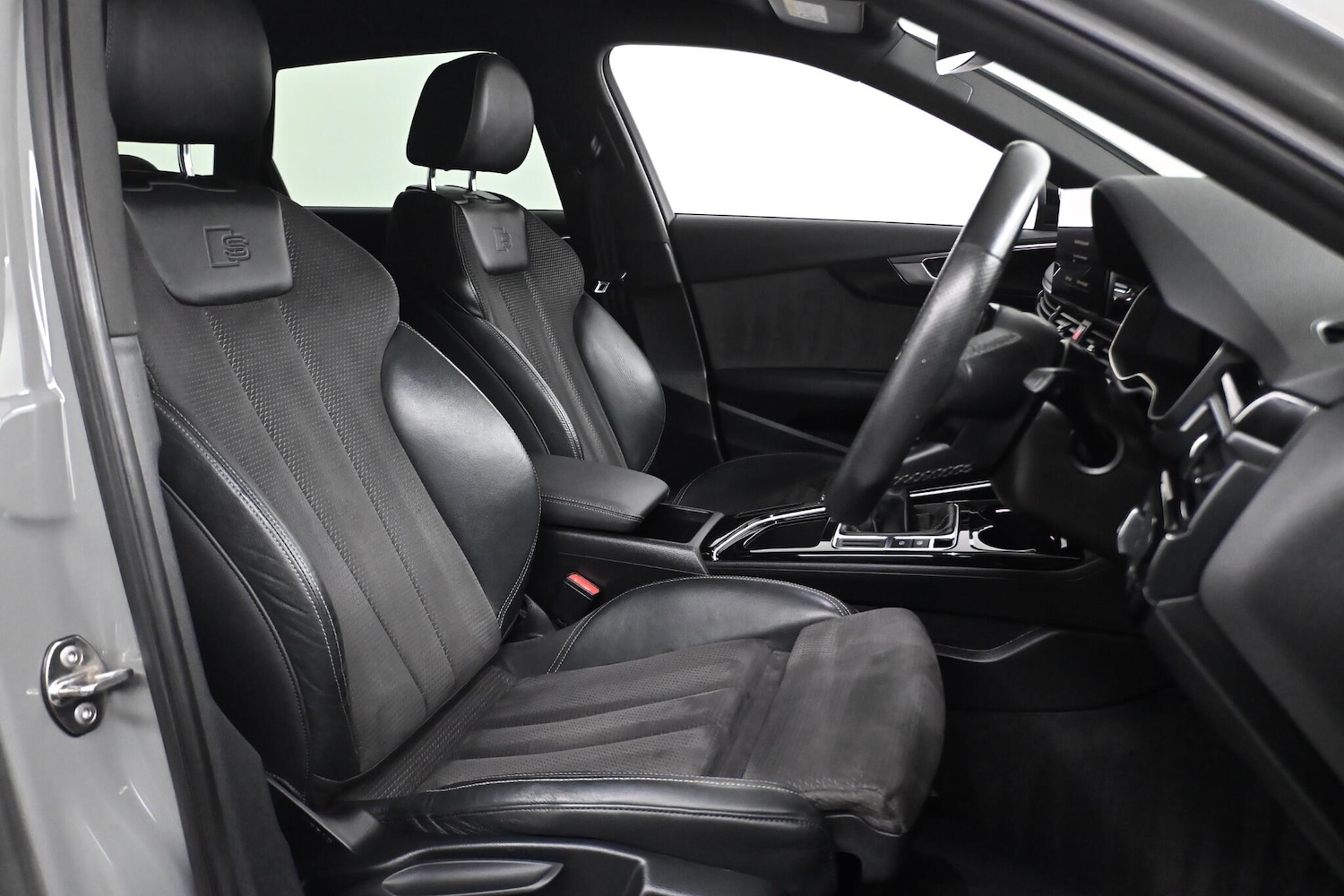 Used Audi A4 2021 for sale - 77612013: Photo 15