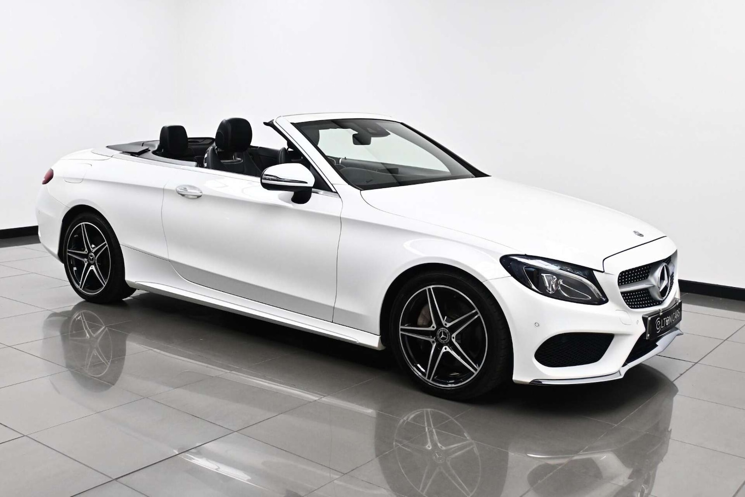 Used Mercedes-Benz C Class 2018 for sale - 77735077: Photo 21