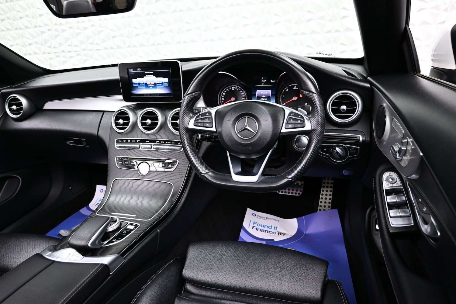 Used Mercedes-Benz C Class 2018 for sale - 77735077: Photo 27