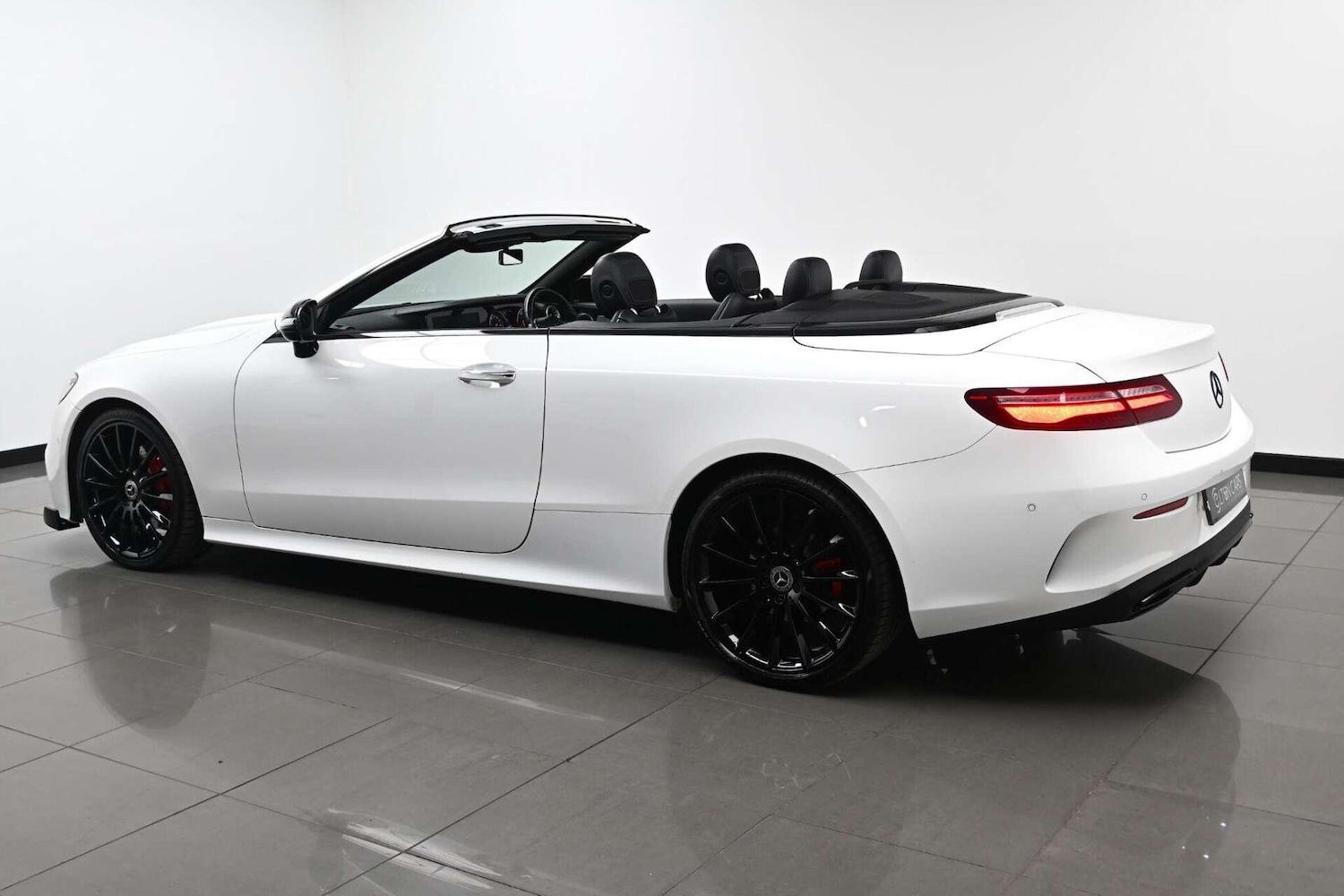 Used Mercedes-Benz E Class 2018 for sale - 77774424: Photo 32