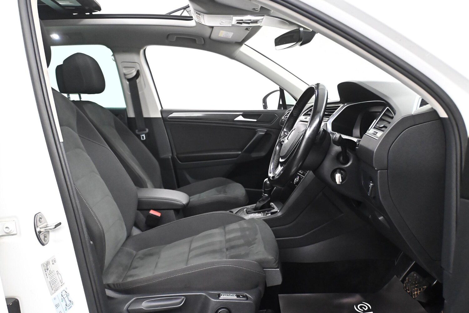 Used Volkswagen Tiguan for sale - 77586886: Photo 14