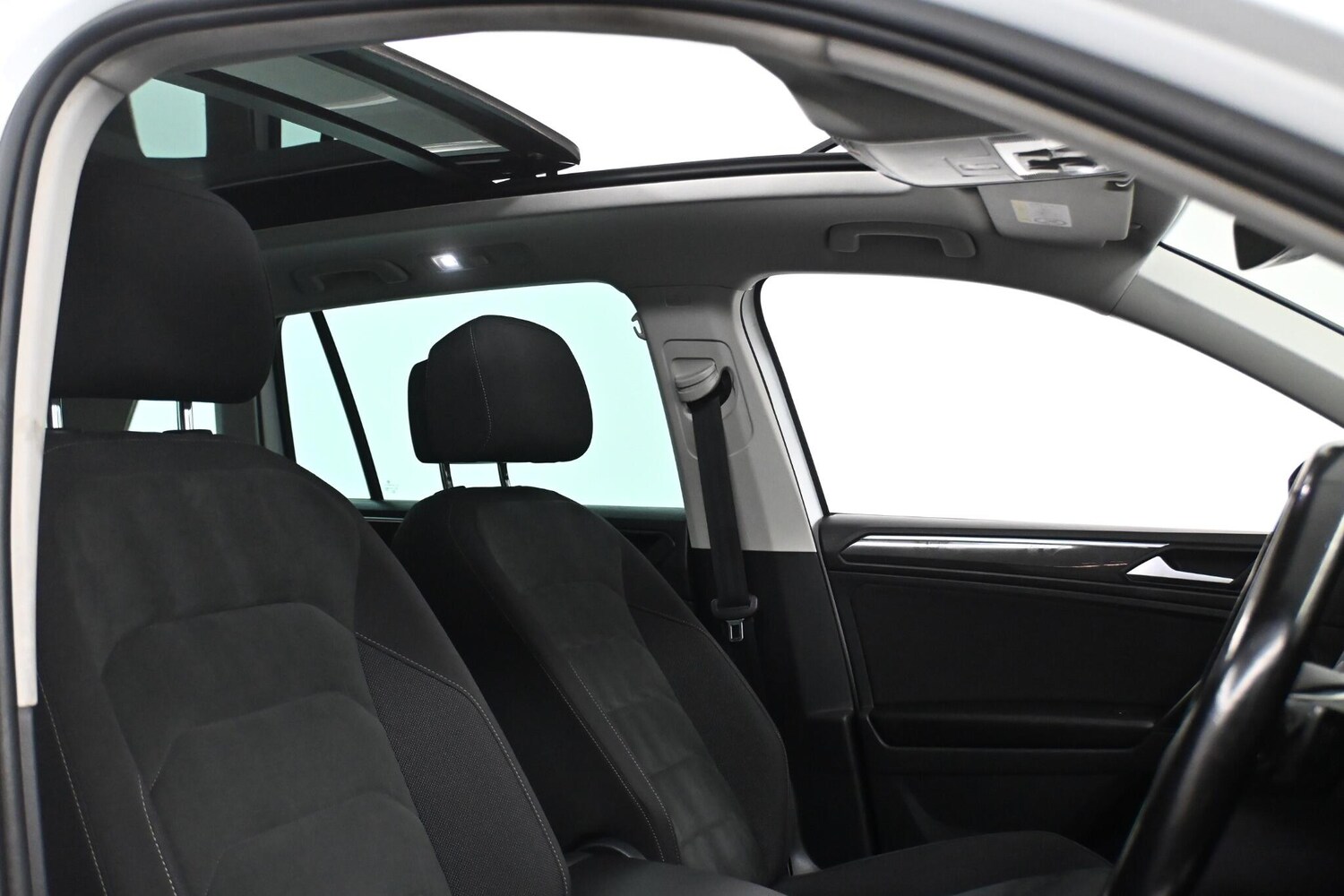 Used Volkswagen Tiguan for sale - 77586886: Photo 17