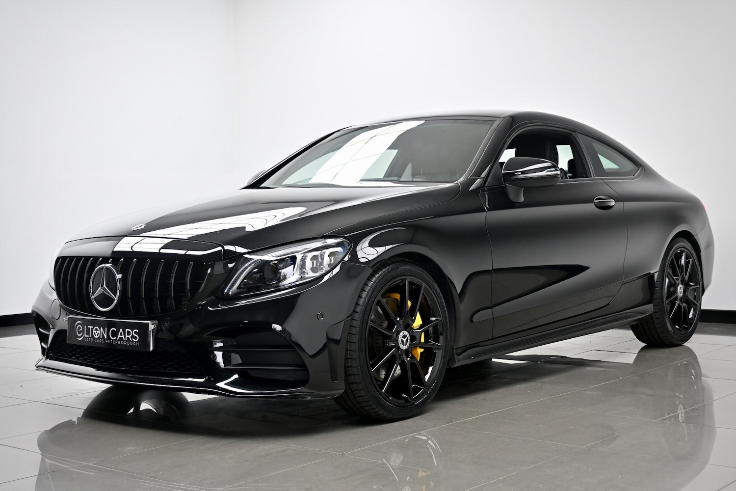 Used Mercedes-Benz C Class 2019 for sale - 76512829: Photo 2