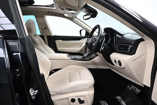 Used Maserati Levante 2018 for sale - 75728821: Photo 12