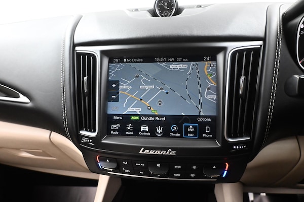 Used Maserati Levante 2018 for sale - 75728821: Photo 25