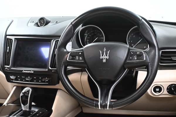 Used Maserati Levante 2018 for sale - 75728821: Photo 30