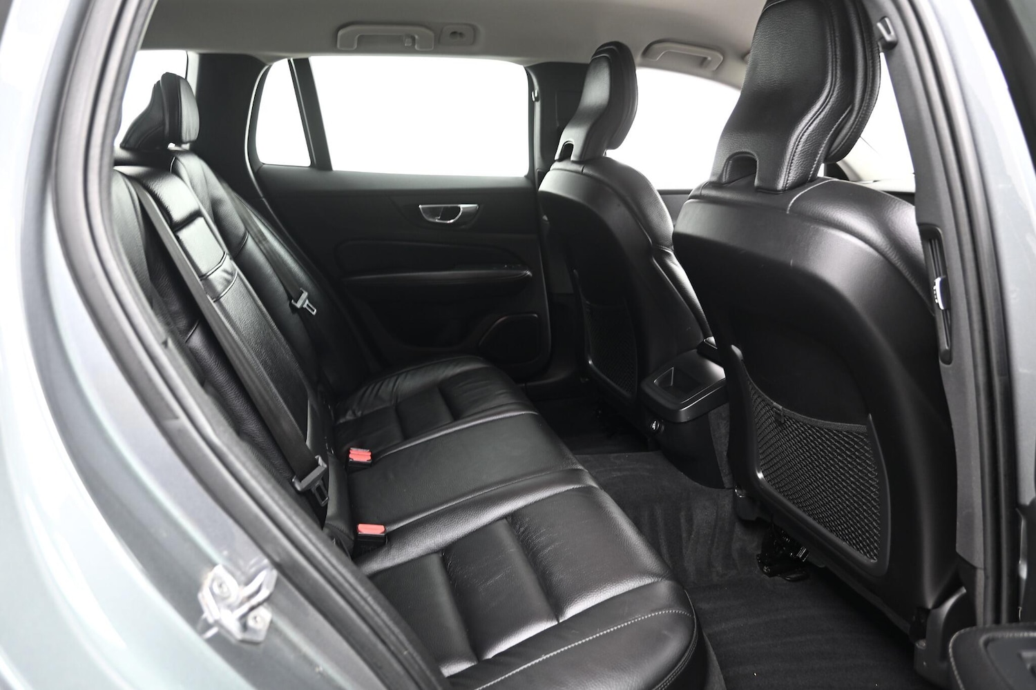 Used Volvo V60 2019 for sale - 76645665: Photo 14