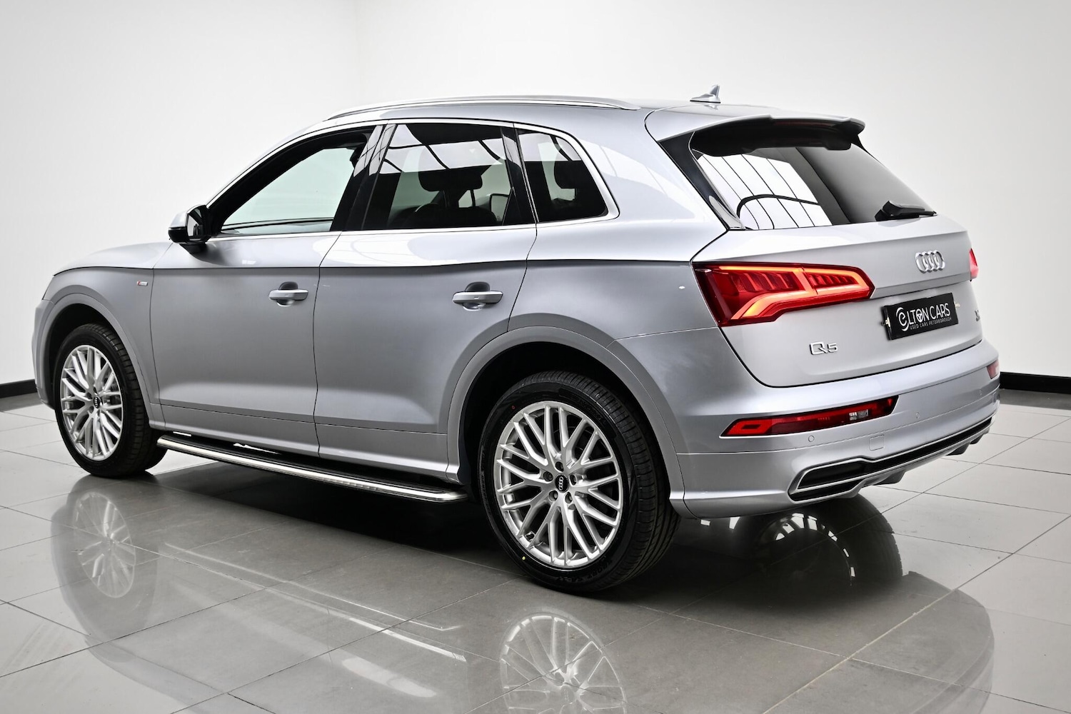 Used Audi Q5 2018 for sale - 76592895: Photo 10