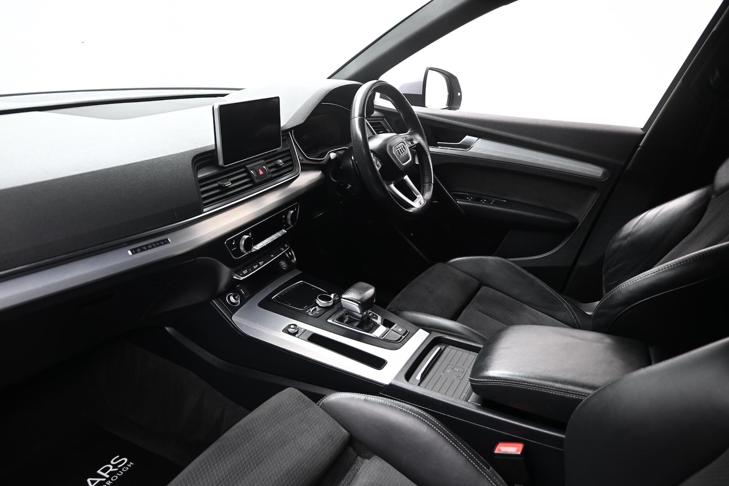 Used Audi Q5 2018 for sale - 76592895: Photo 17