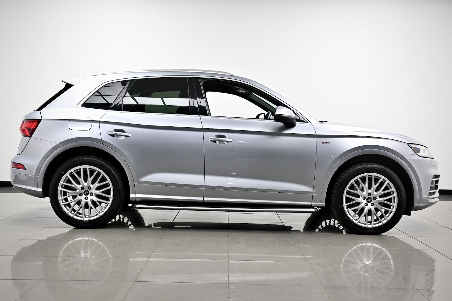 Used Audi Q5 2018 for sale - 76592895: Photo 4