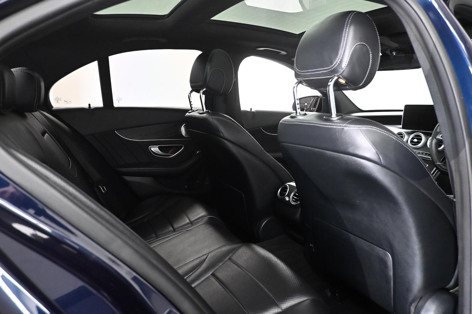 Used Mercedes-Benz C Class 2018 for sale - 77783782: Photo 16