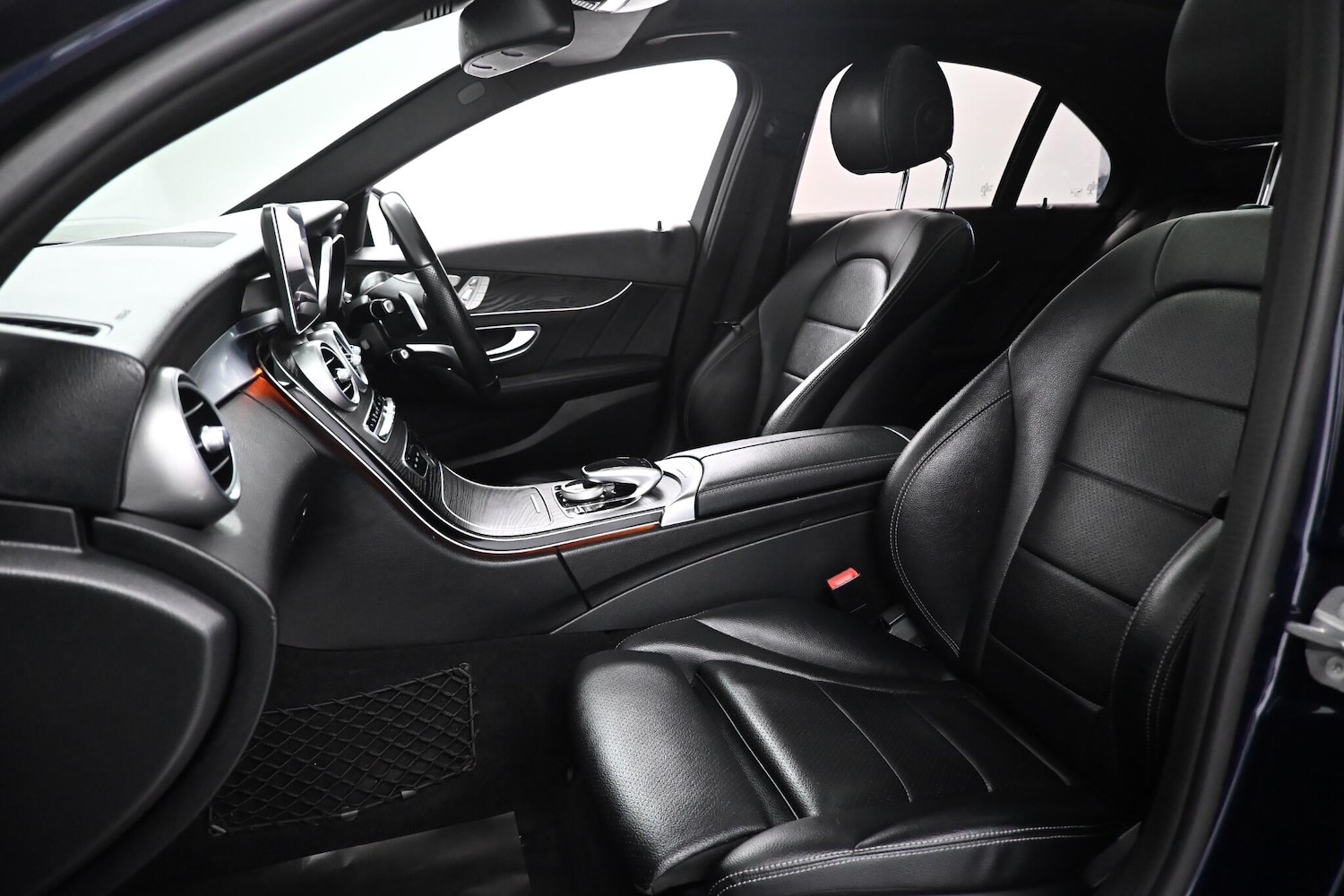 Used Mercedes-Benz C Class 2018 for sale - 77783782: Photo 31