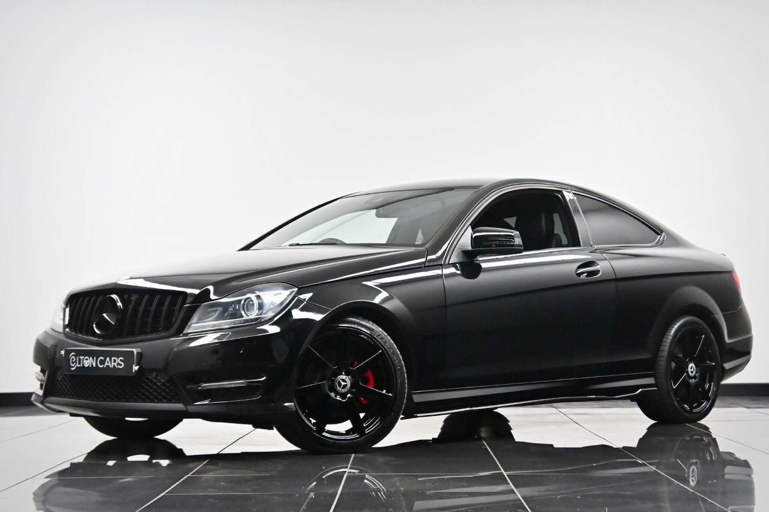 Used Mercedes-Benz C Class 2014 for sale - 77774462: Photo 2