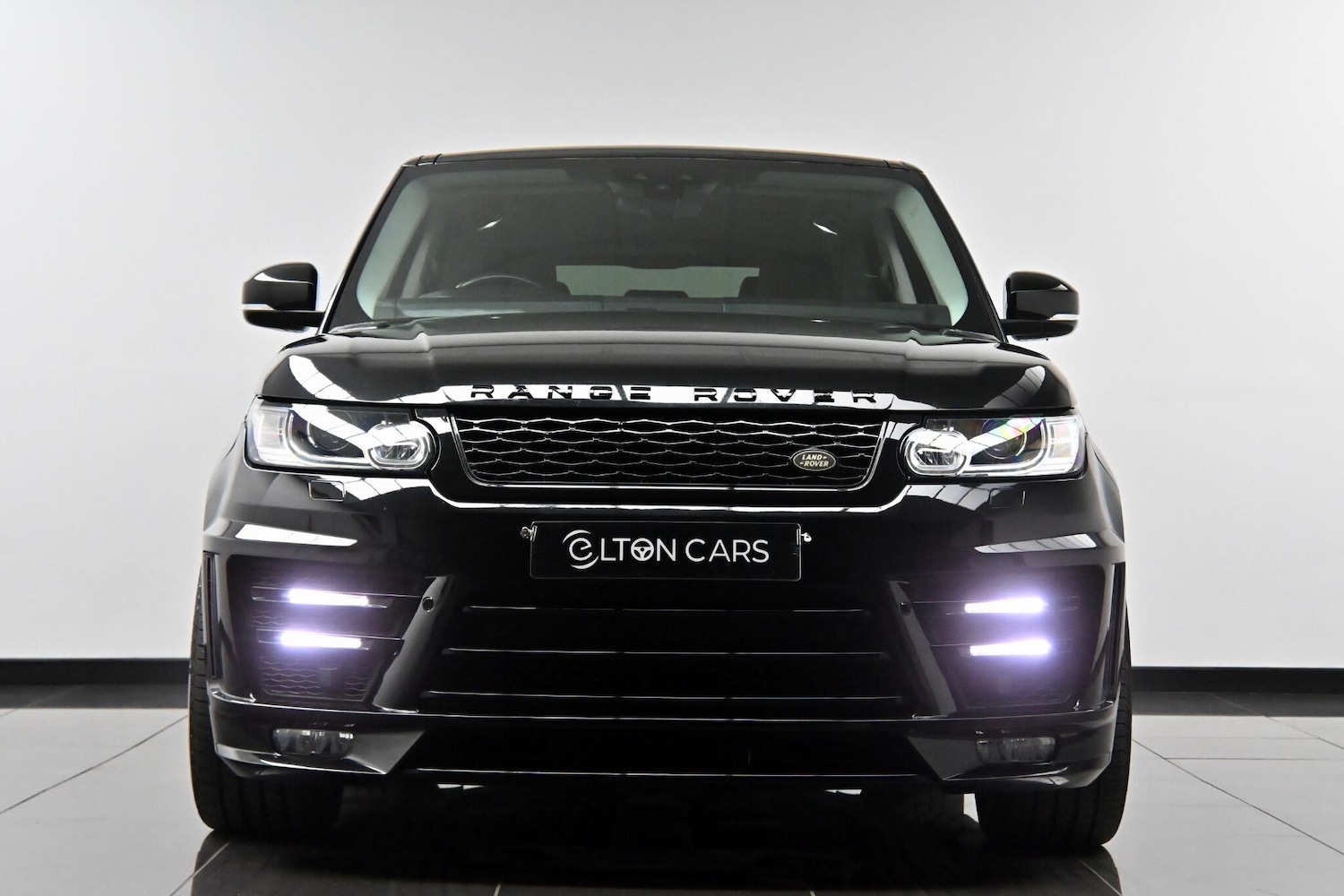 Used Land Rover Range Rover Sport 2017 for sale - 77908653: Photo 3