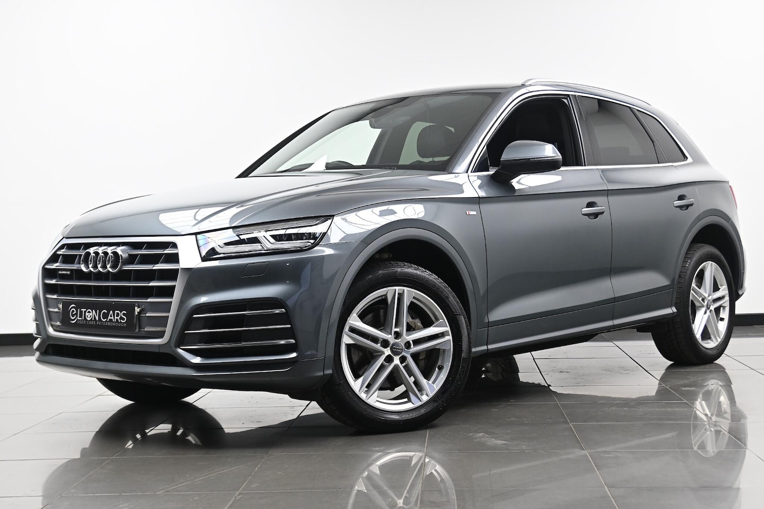 Used Audi Q5 2018 for sale - 76913406: Photo 2