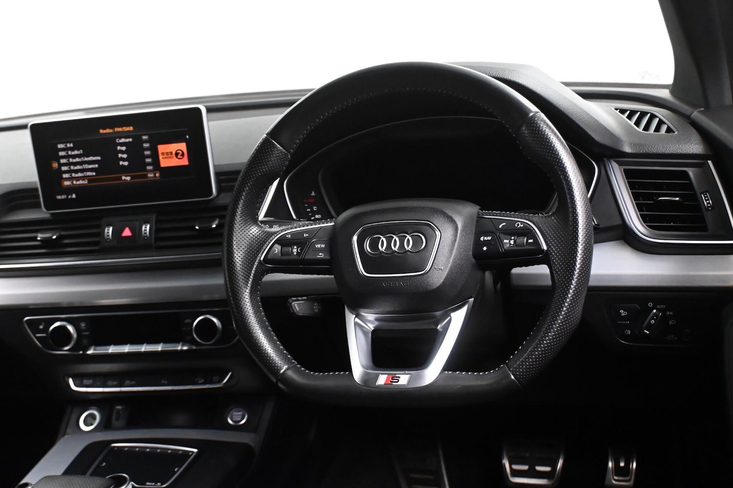 Used Audi Q5 2018 for sale - 76913406: Photo 25