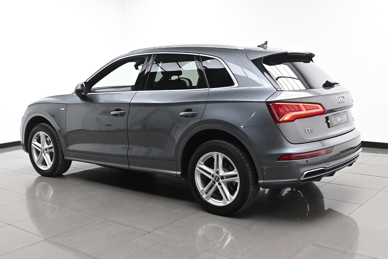 Used Audi Q5 2018 for sale - 76913406: Photo 32