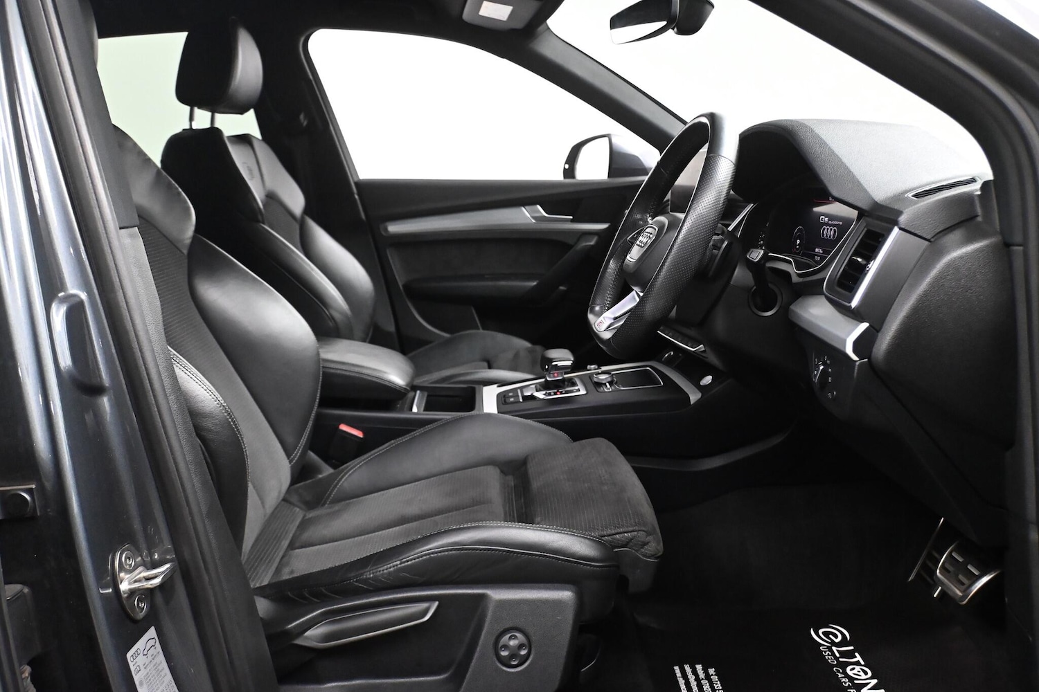 Used Audi Q5 2018 for sale - 76913406: Photo 9