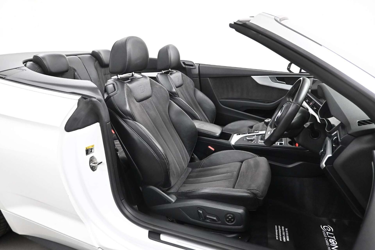 Used Audi A5 Cabriolet 2018 for sale - 77729105: Photo 12