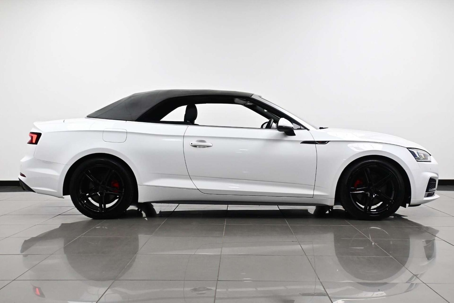Used Audi A5 Cabriolet 2018 for sale - 77729105: Photo 24