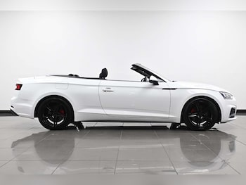 Used Audi A5 Cabriolet 2018 for sale - 77729105: Photo