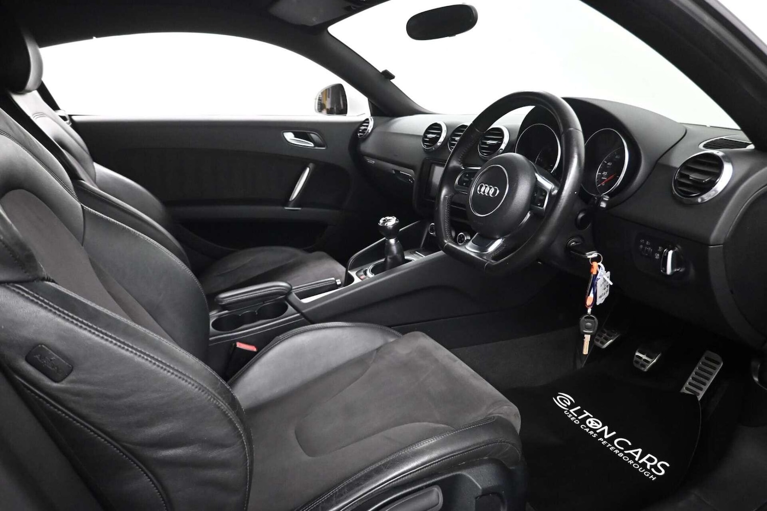 Used Audi TT 2012 for sale - 77774434: Photo 12