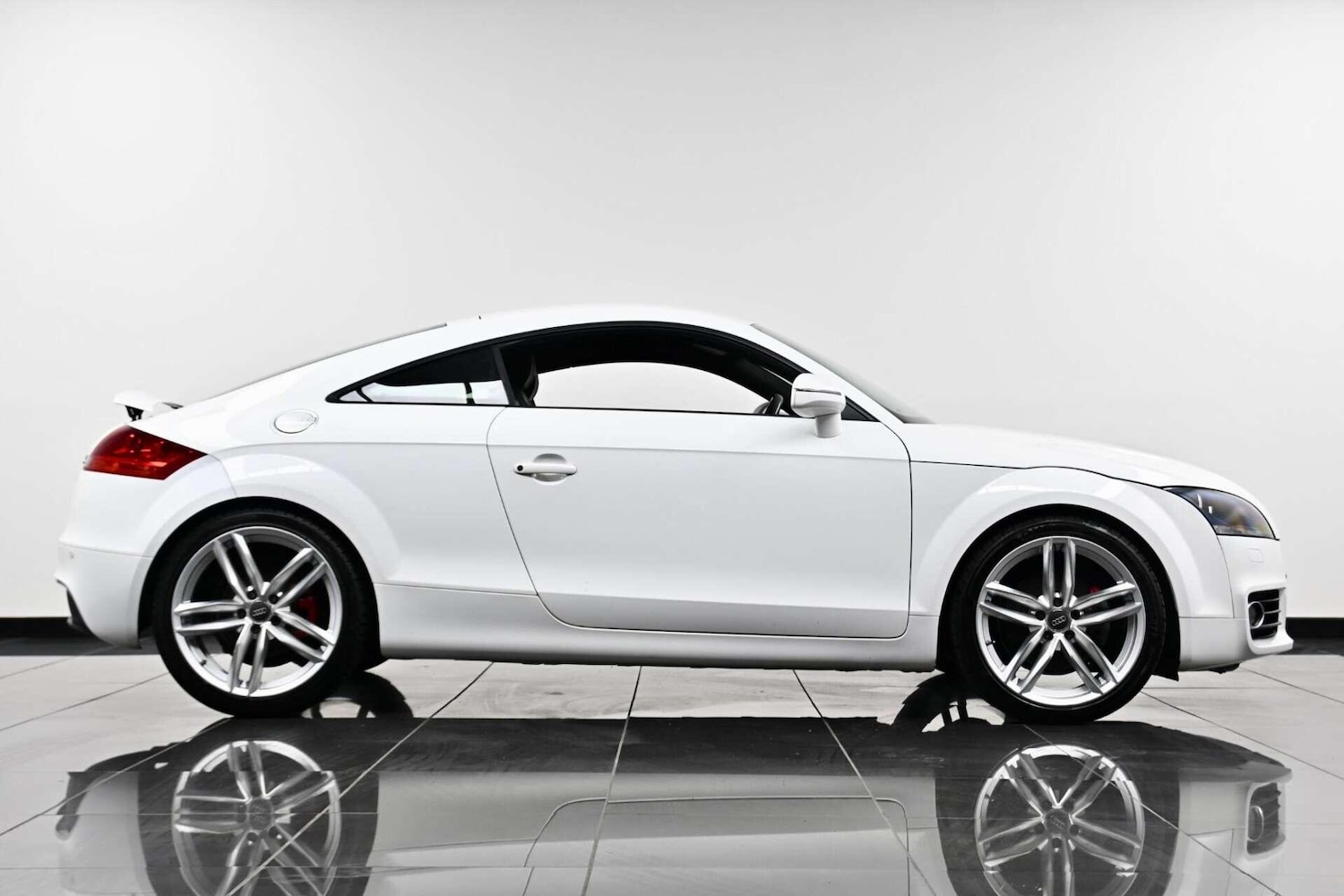 Used Audi TT 2012 for sale - 77774434: Photo 4