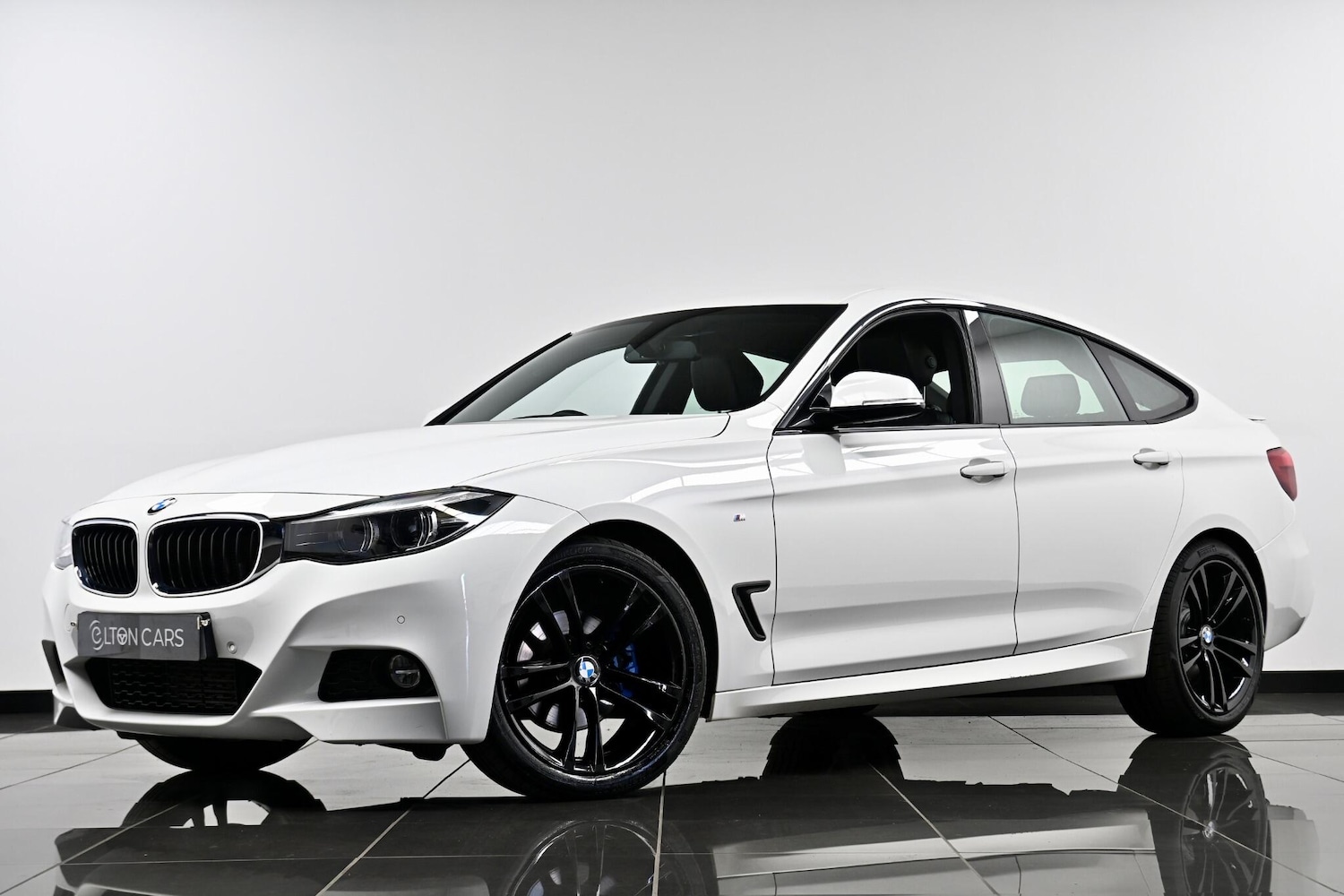 Used BMW 3 Series 2018 for sale - 78048010: Photo 2