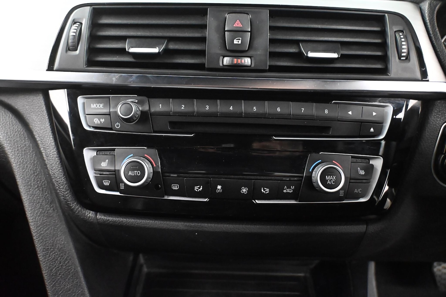 Used BMW 3 Series 2018 for sale - 78048010: Photo 25