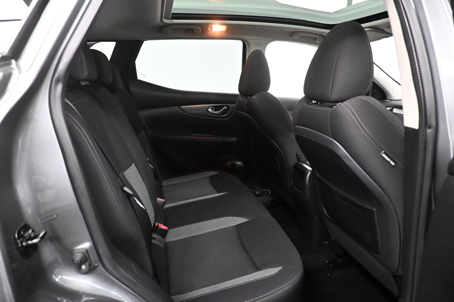 Used Nissan Qashqai for sale - 77839953: Photo 15