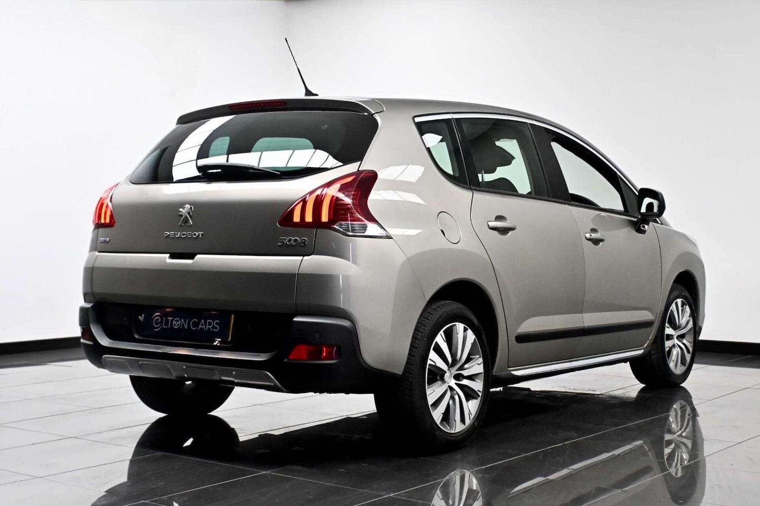 Used Peugeot 3008 2016 for sale - 77774448: Photo 24