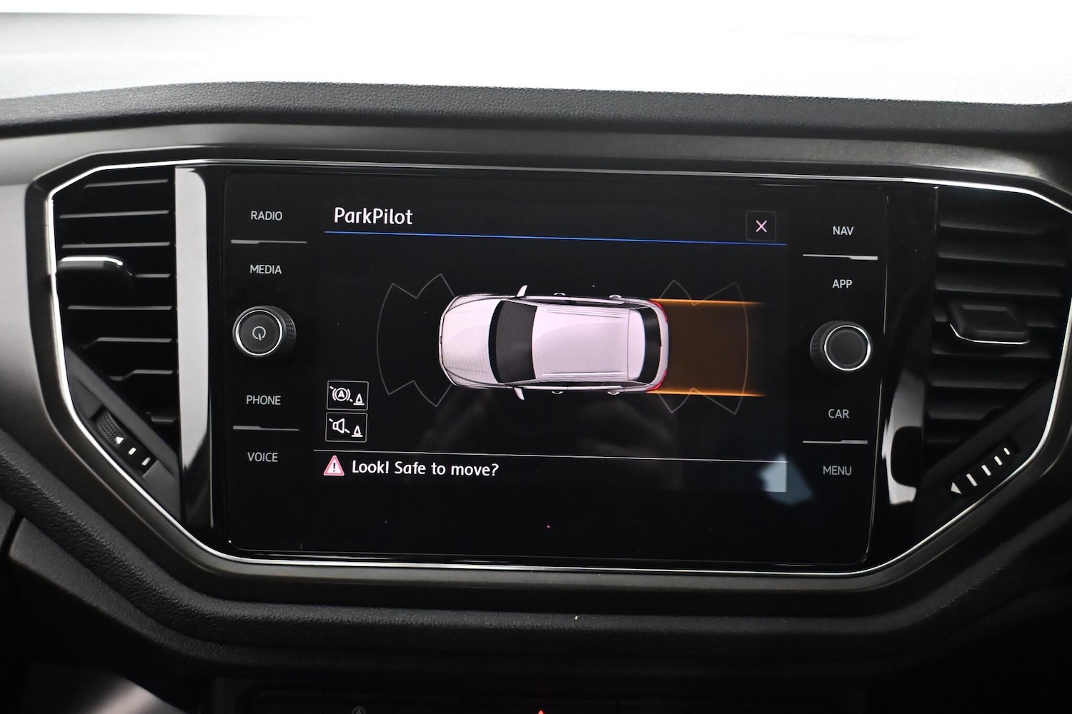 Used Volkswagen T-Roc 2019 for sale - 77097754: Photo 16