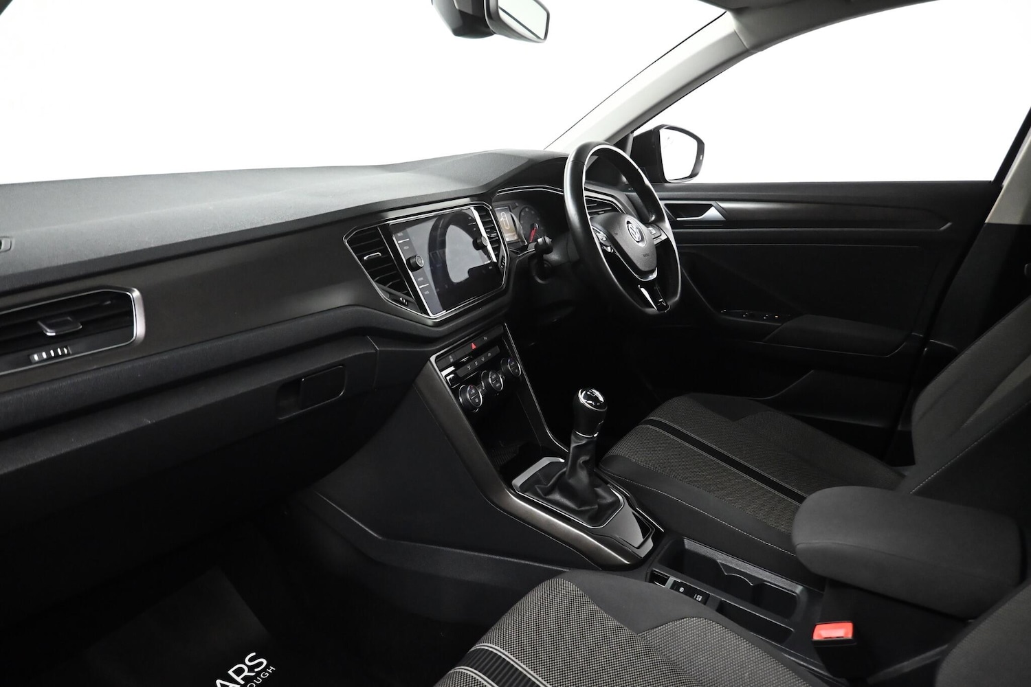 Used Volkswagen T-Roc 2019 for sale - 77097754: Photo 27