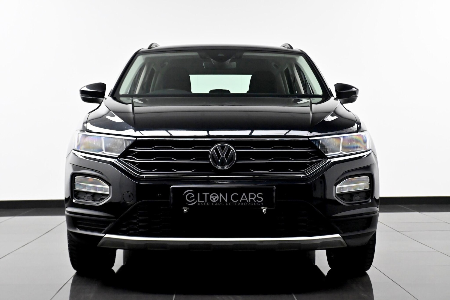 Used Volkswagen T-Roc 2019 for sale - 77097754: Photo 3