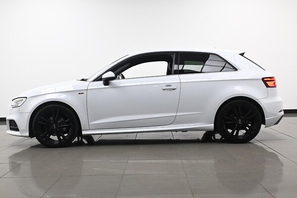 Used Audi A3 2016 for sale - 76239080: Photo 5