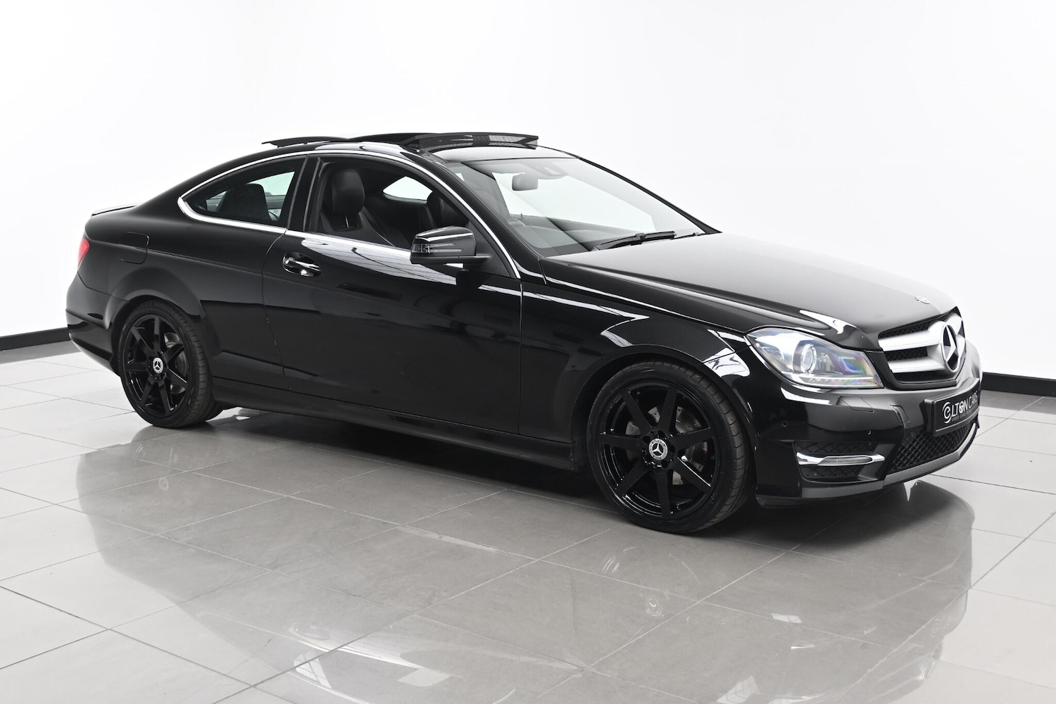 Used Mercedes-Benz C-Class 2014 for sale - 76059894: Photo 25