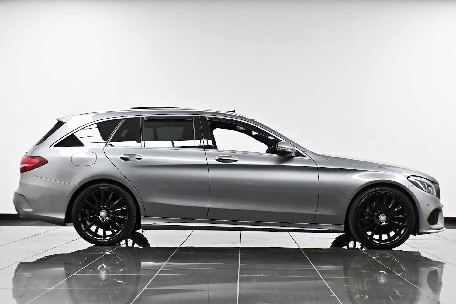 Used Mercedes-Benz C Class for sale - 77586880: Photo 4