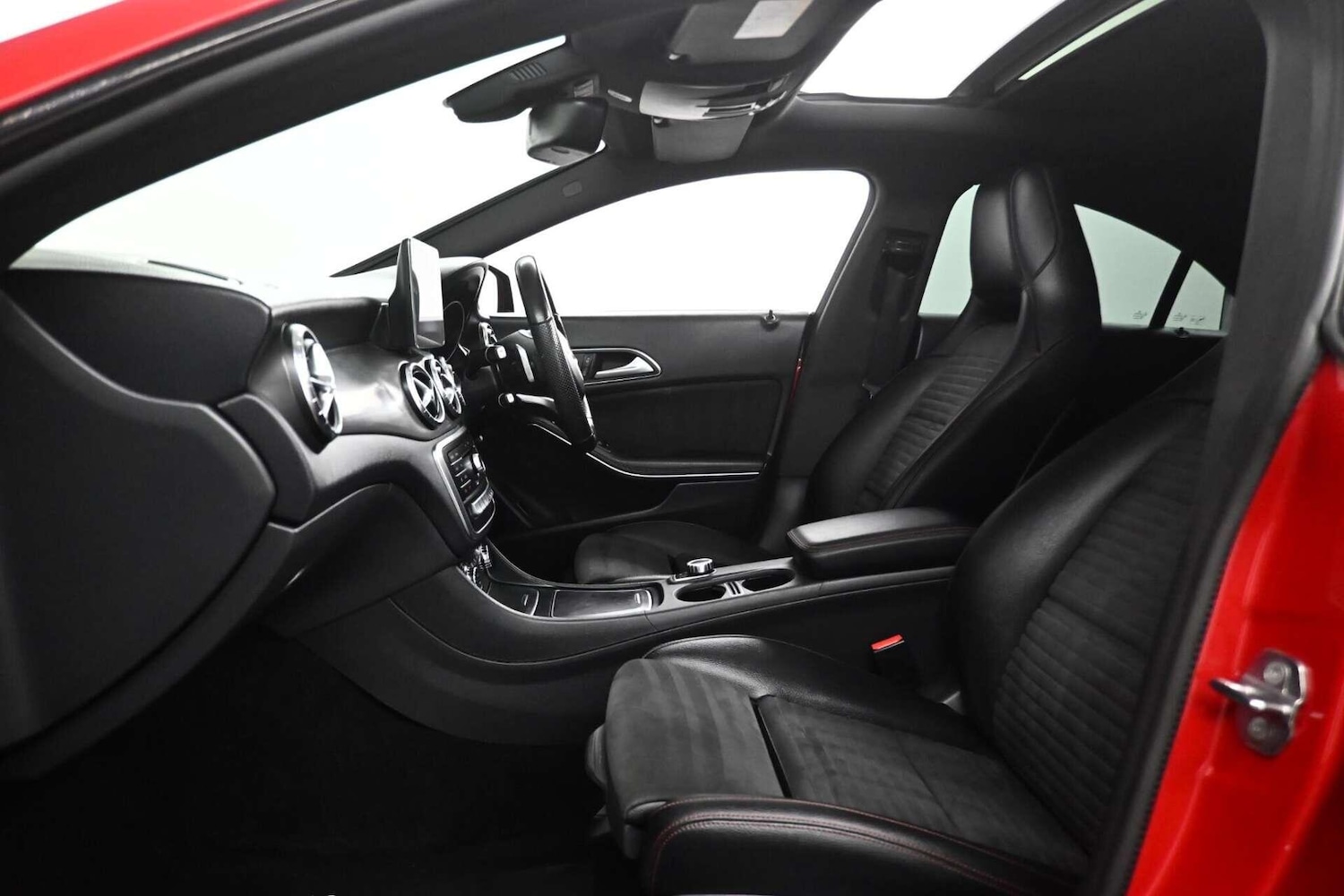 Used Mercedes-Benz CLA 2018 for sale - 77774466: Photo 11