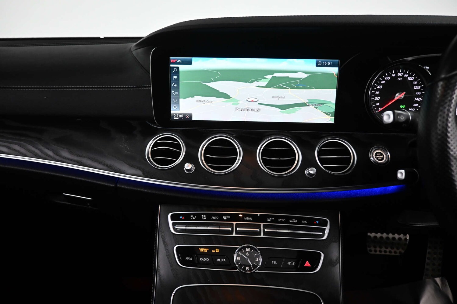 Used Mercedes-Benz E Class 2018 for sale - 77729096: Photo 19