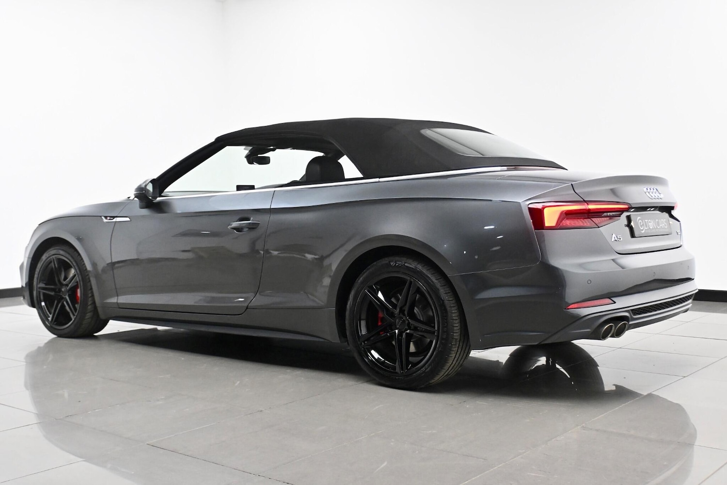 Used Audi A5 Cabriolet 2017 for sale - 76976420: Photo 16