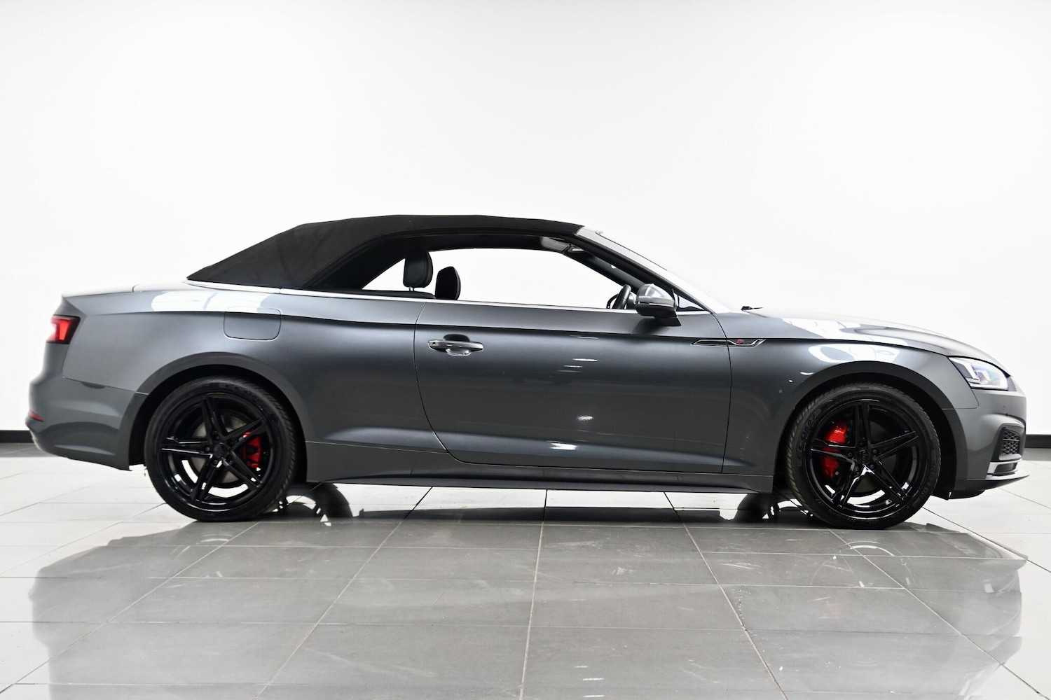 Used Audi A5 Cabriolet 2017 for sale - 76976420: Photo 9